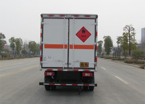 SZD5040XRYBJ6型易燃液體廂式運(yùn)輸車(國(guó)六)